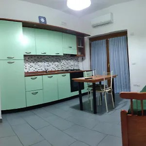 Flat House Фьюмичино
